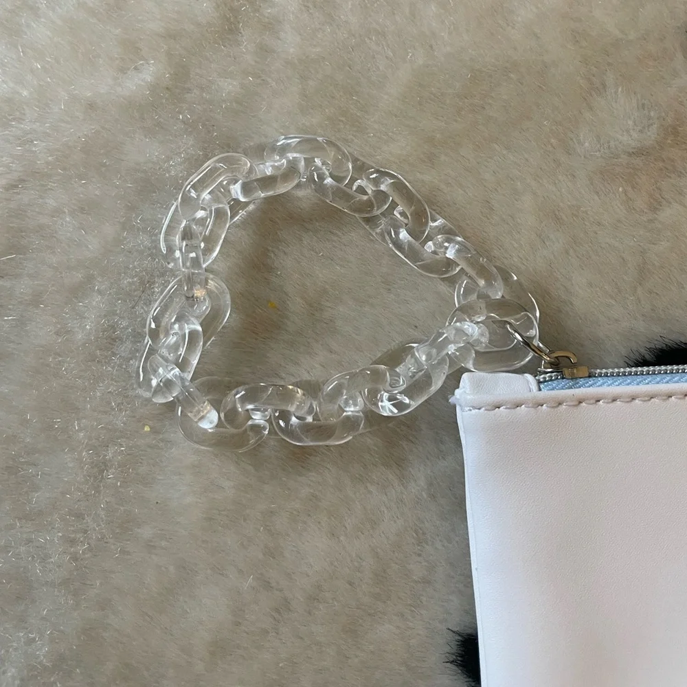 IPSY Bundle Limited Winter Bag 2021, Bear Bag Charm, & Mirror/Brush Compcact🤍🩵